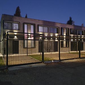 M Duplex